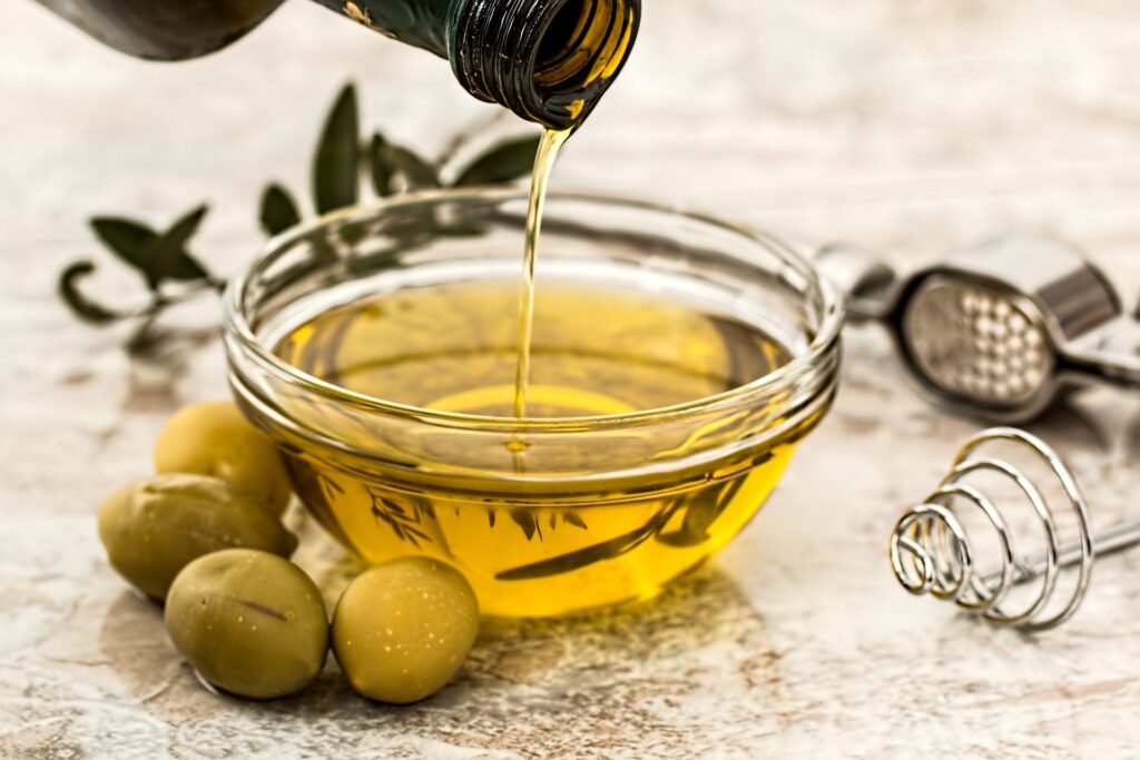 olive oil is minimally processed with high MUFA content
